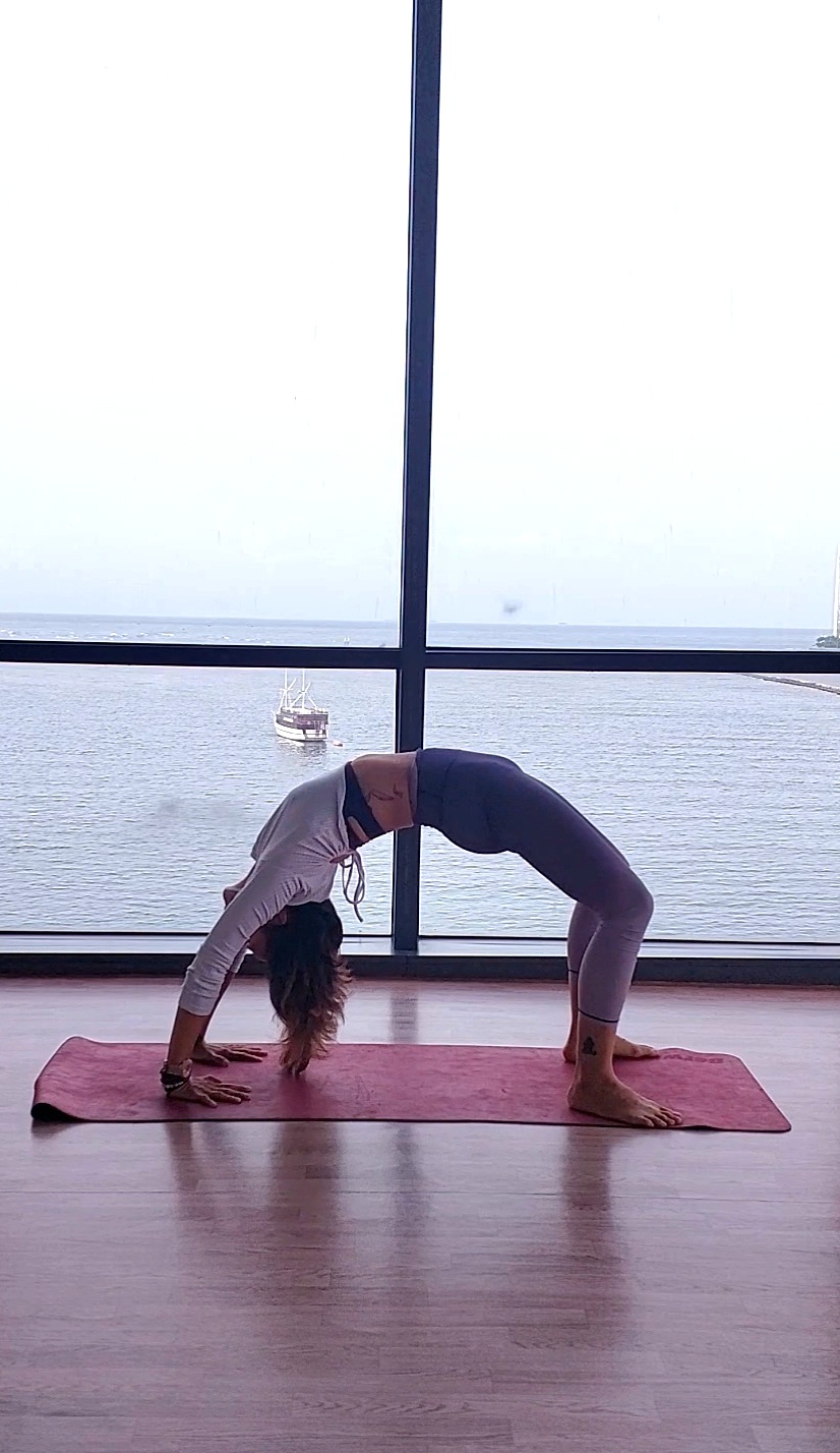 Backbend flow yoga class in Jakarta